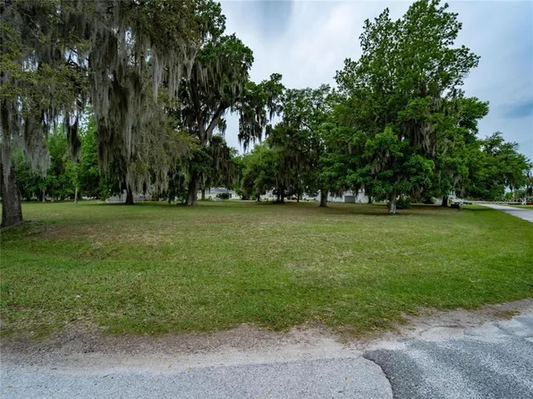 LOT 30 BLK C OXFORD COURT LOT 30, WILDWOOD, FL 34785