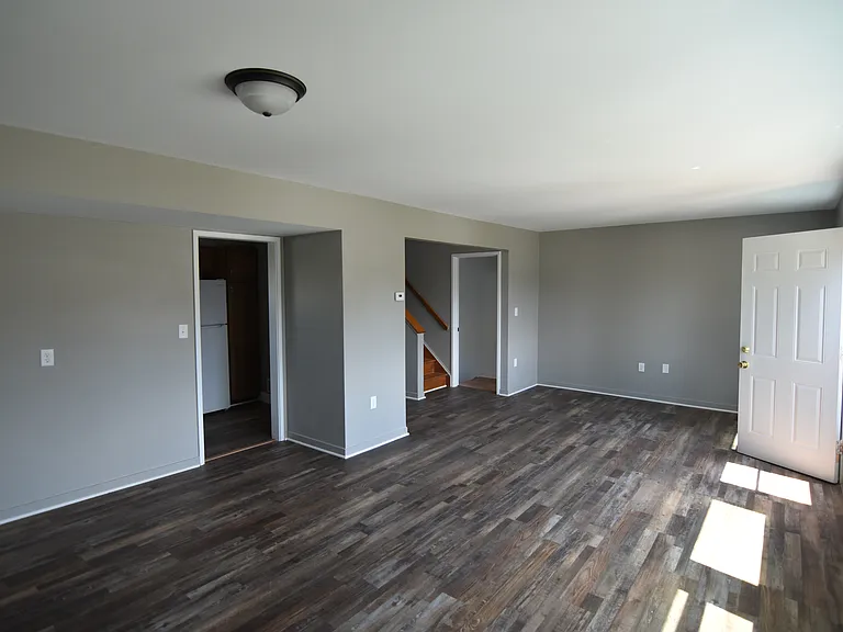162 Panther St — Photo 3