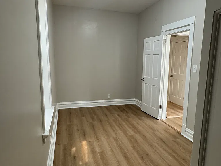 3911 N Kedzie Ave #1 — Photo 6