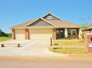 11733 SW 15th Ter, Yukon, OK 73099