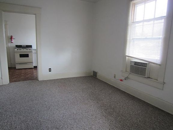 LIVINGROOM 4_08252014