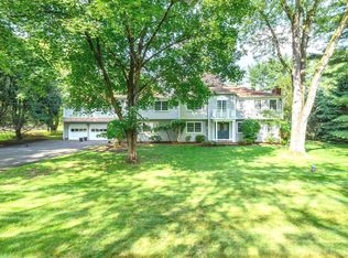 19 Thornwood Rd, Stamford, CT 06903