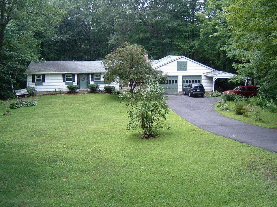 Immaculate country home