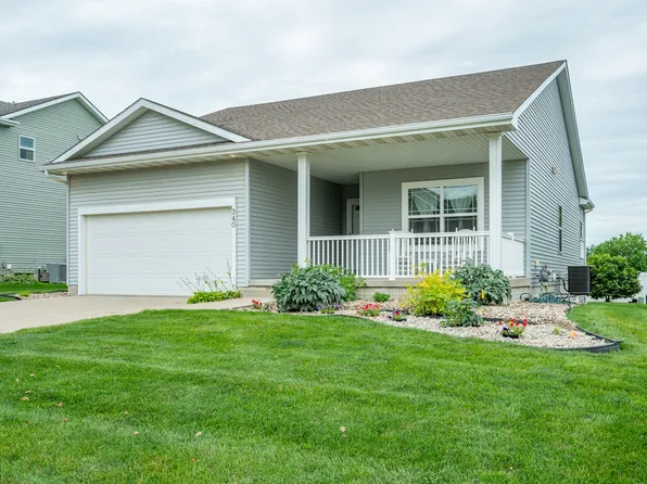 340 SE Sagewood Cir, Waukee, IA 50263