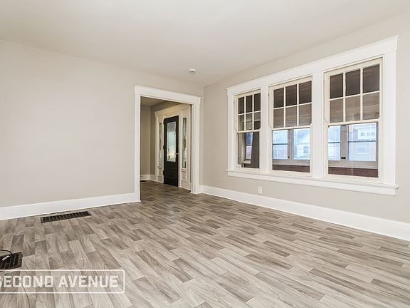 4th image of 2806 Warsaw Ave