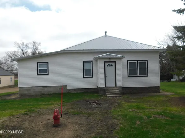 807 N Commercial St, Clark, SD 57225