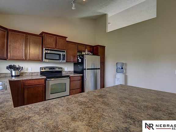 5th image of 4742 N 167th St