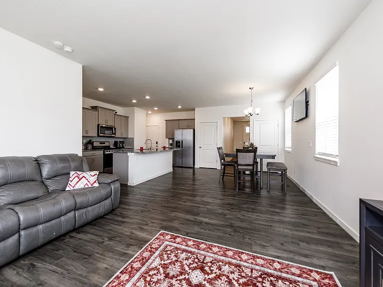 10213 Castor Dr — Photo 23