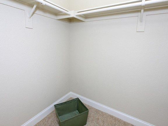3rd image of 22178 Hibiscus Hill Dr