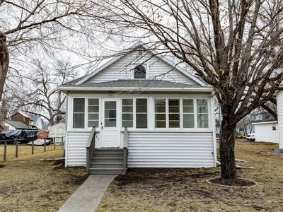 302 1st Ave SE, Dilworth, MN, 56529