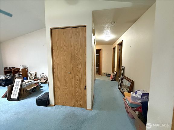 3rd image of 1904 NE 95th AVE