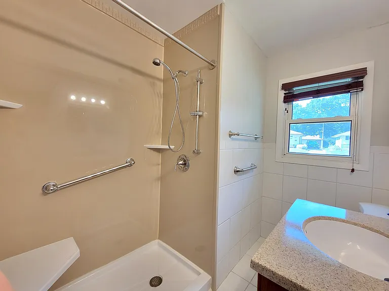 1442 Cascade St NW — Photo 22