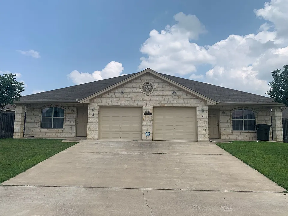 1203 Powder River Dr.
