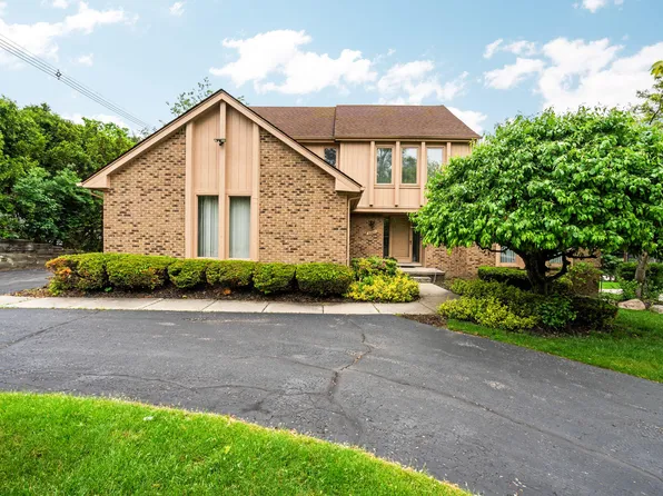 33801 Yorkridge St, Farmington Hills, MI 48331