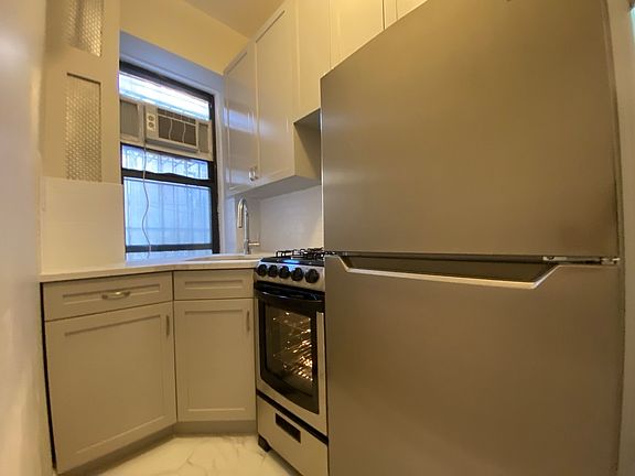 4th image of 446 E 78th St #A1