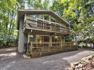 214 Tanglewood Dr, Pocono Pines, PA