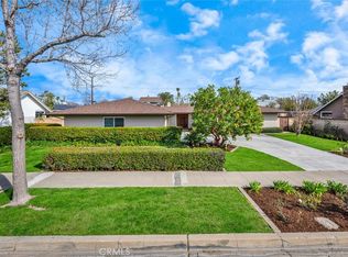 579 S Kensington Rd, Orange, CA 92869