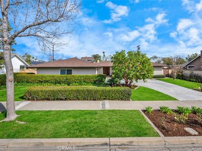 579 S Kensington Rd, Orange, CA, 92869