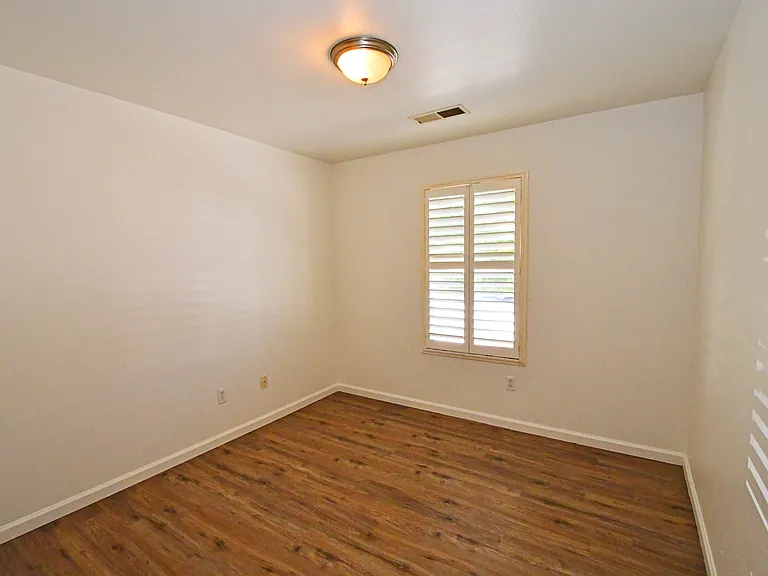 7349 Silver Dawn Dr — Photo 6