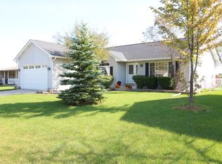 13401 Cardinal Ln, Cedar Lake, IN 46303