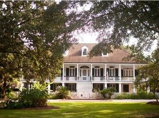 107 Stonehenge Rd, Lafayette, LA 70503