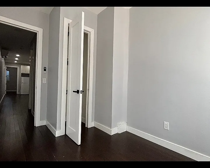 50 Jordan Ave #1RL — Photo 5