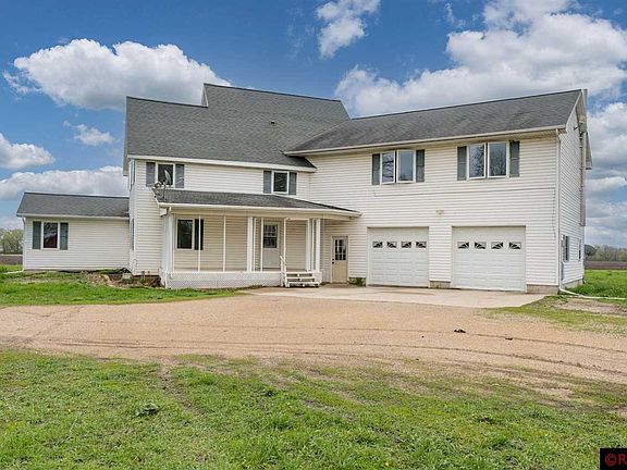 3rd image of 84543 305th St