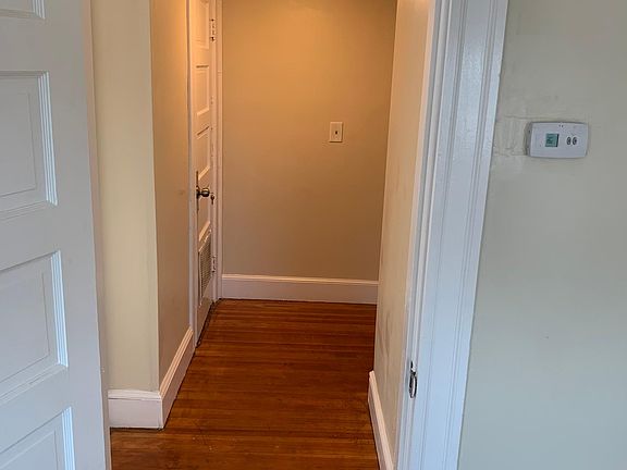 2nd image of 3 West St