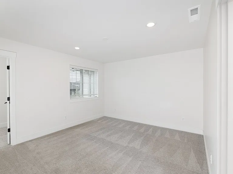 20869 SE Denver Dr — Photo 13