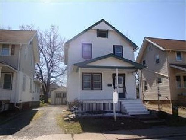 1st image of 115 Byington Ct