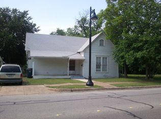 920 E Terrell Ave, Fort Worth, TX 76104