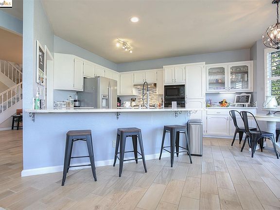 4th image of 2309 Firwood Ct