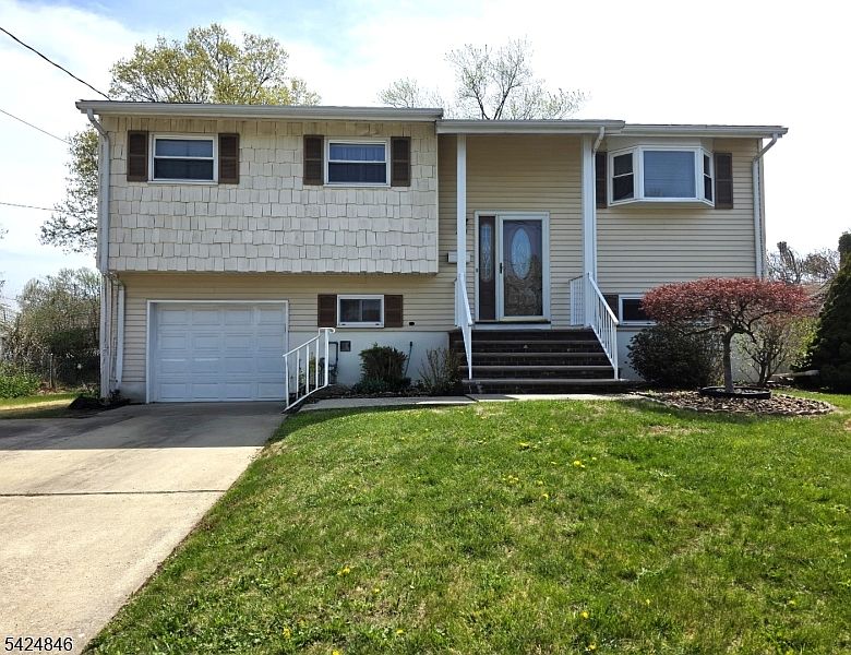 1st image of 258 N Gaston Ave