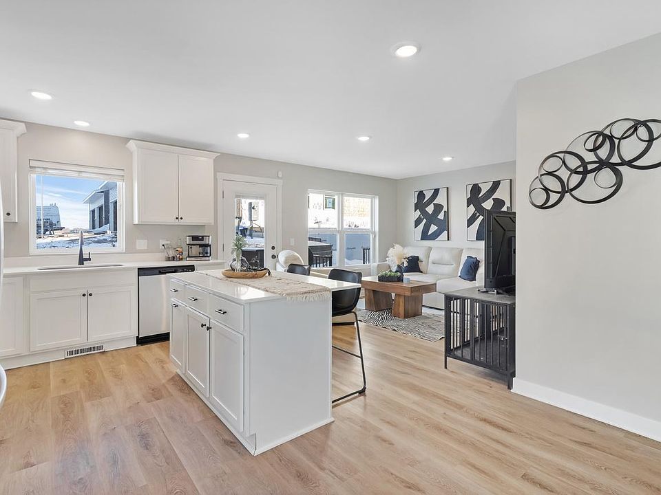 1st image of 8851 Granite Ct