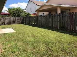 19051 NW 78th Pl, Hialeah, FL 33015