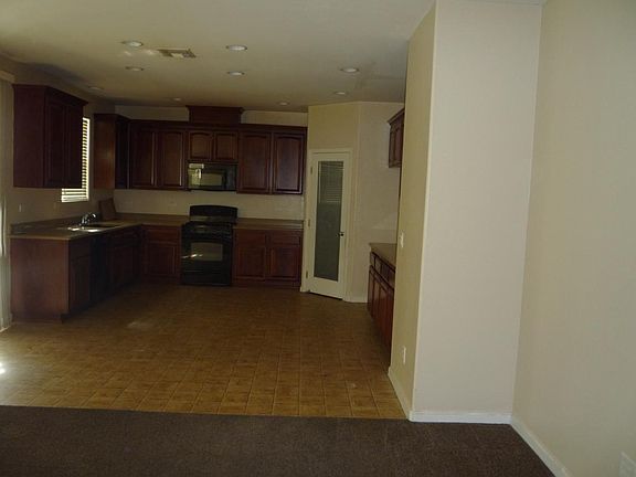4th image of 7913 Skywoods Way