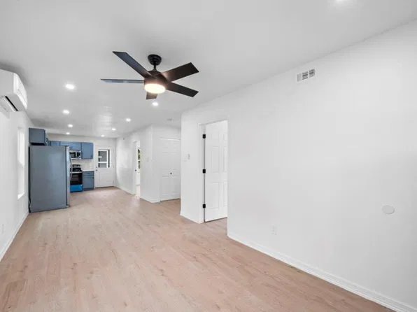 2312 Lucinda St, Houston, TX 77004