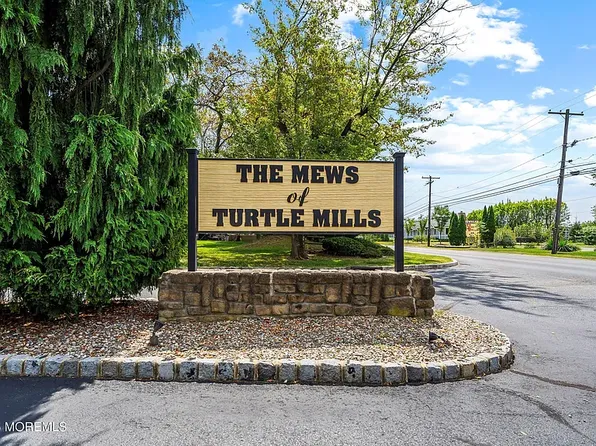 8 Hialeah, West Long Branch, NJ 07764