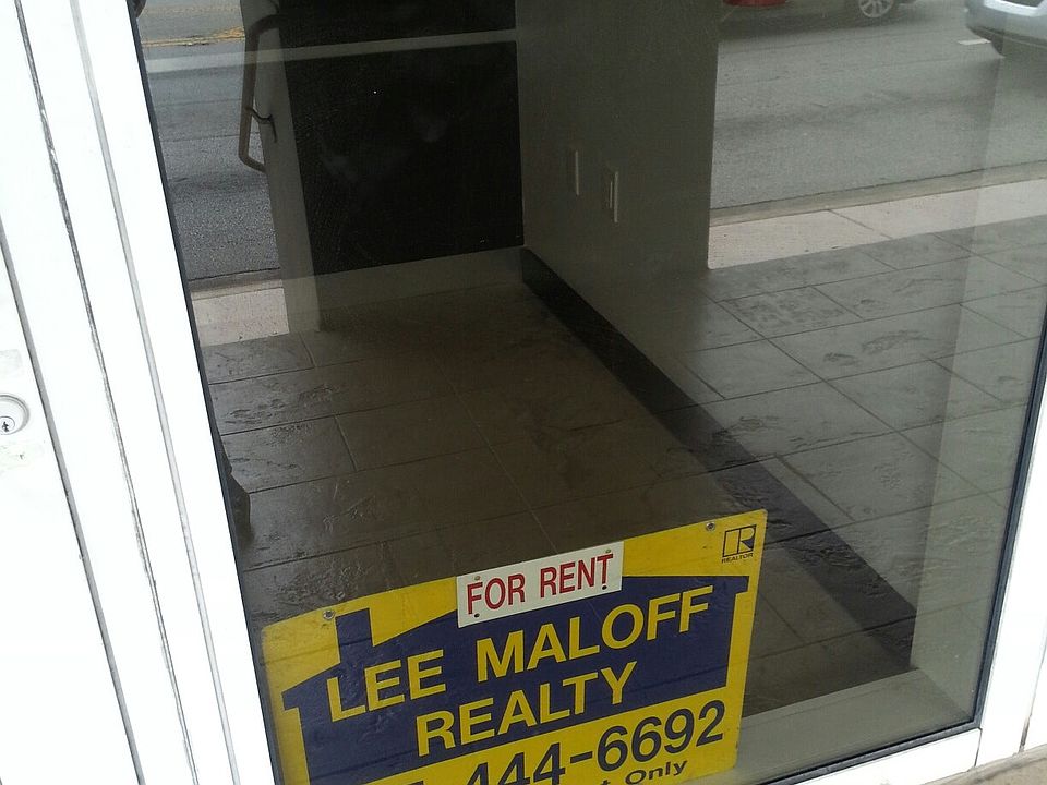 2nd image of 2030 S Douglas Rd Suite 109