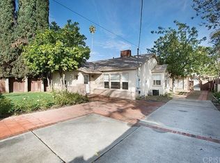 18607 Calvert St, Reseda, CA 91335