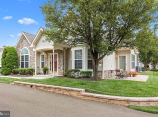 272 Shady Brook Dr #254, Langhorne, PA 19047