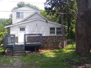 3426 Maple Ridge Ave, Highland, MI 48356