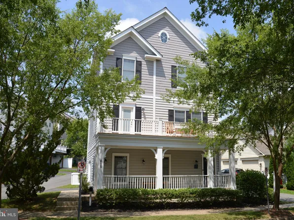 415 Leaning Oak St, Gaithersburg, MD 20878