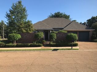 201 Acadia Ln, Madison, MS 39110