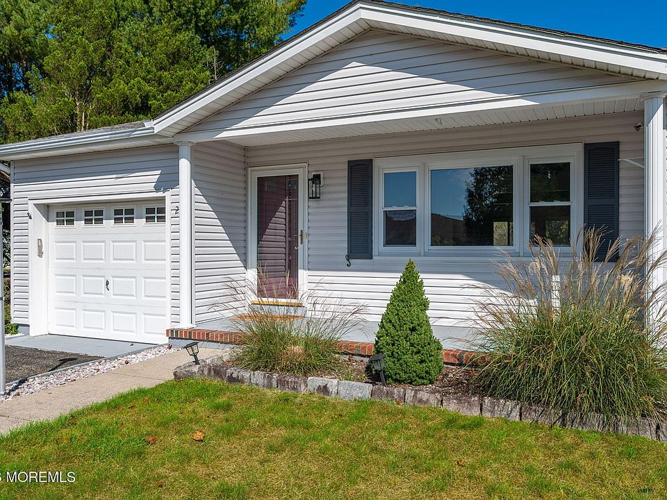 1st image of 24 Rutland Drive