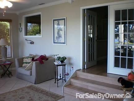 Florida Room : View of entry to house from Florida room