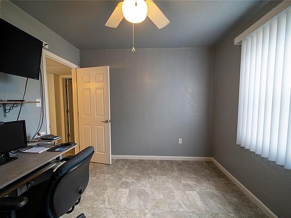 5th image of 22126 Gandy Ave