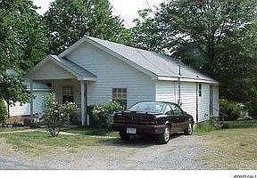 1st image of 610 Scruggs St