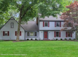 48 Bluefield Rd, Lincroft, NJ 07738