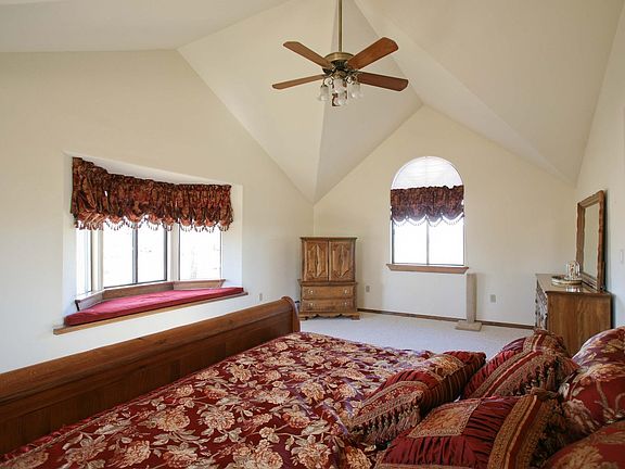 Master with Vaulted Ceilings